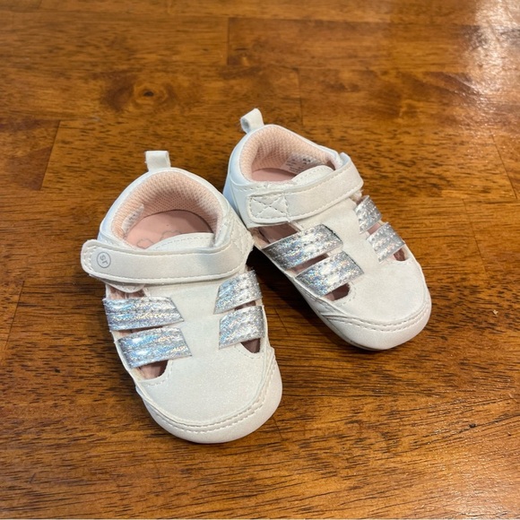 Stride Rite Other - Surprize by Stride Rite white silver baby shoes size S(6-12m) size 3
